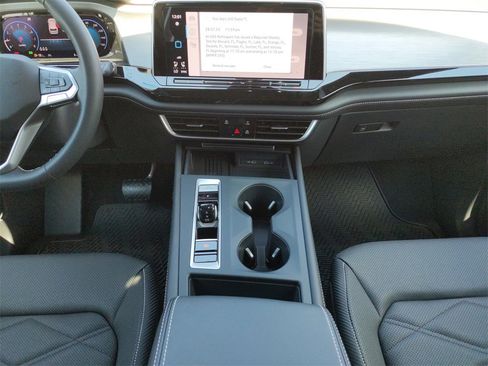 New 2025 Volkswagen Atlas Cross Sport SE image 22