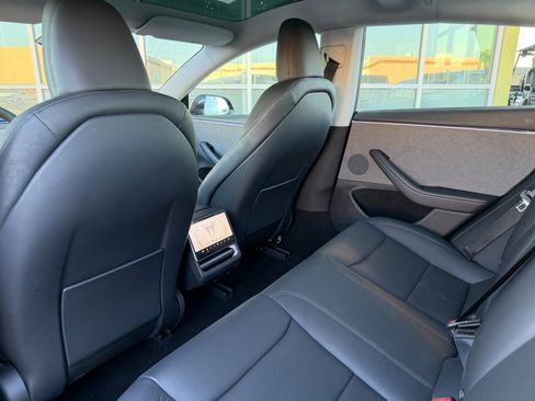 Used 2024 Tesla Model 3 image 36