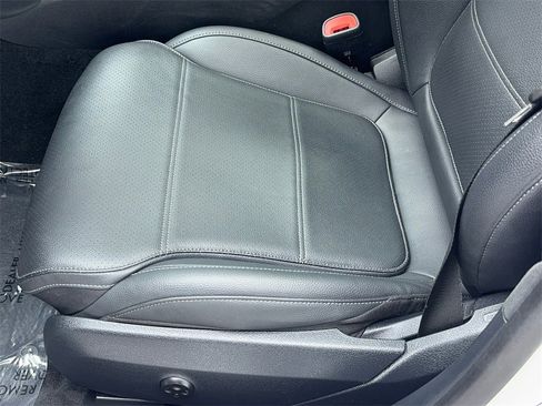 Used 2024 Mercedes-Benz C 300 Sedan image 42