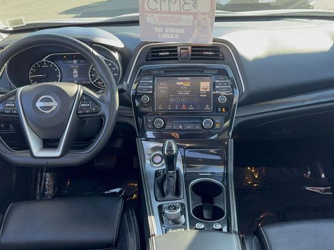 Used 2023 Nissan Maxima Platinum w/ Sport Mat Group image 11