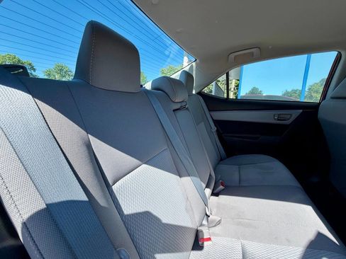 Used 2016 Toyota Corolla LE FWD image 22