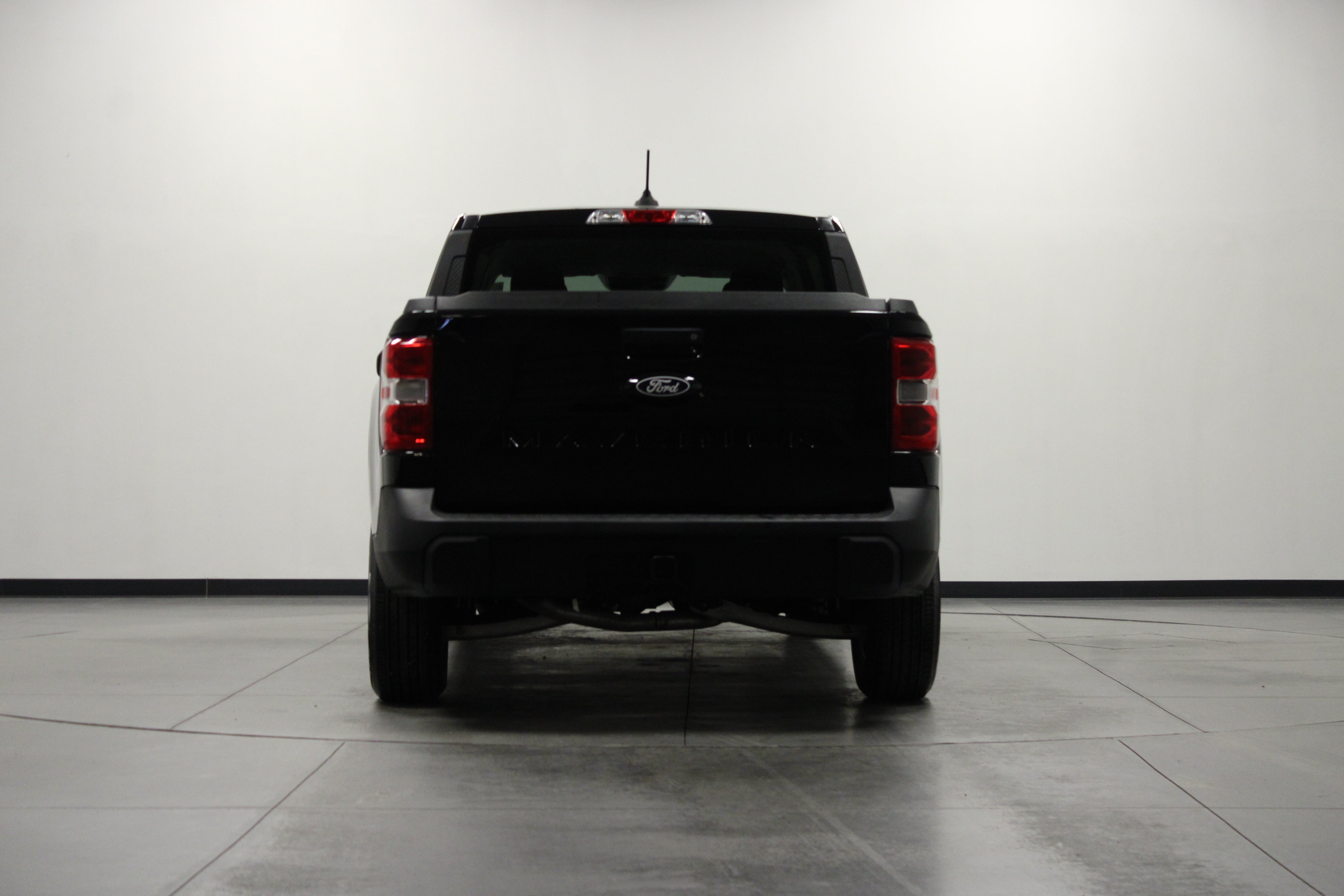 Used 2025 Ford Maverick XLT w/ Equipment Group 302A AWD/4WD image 5