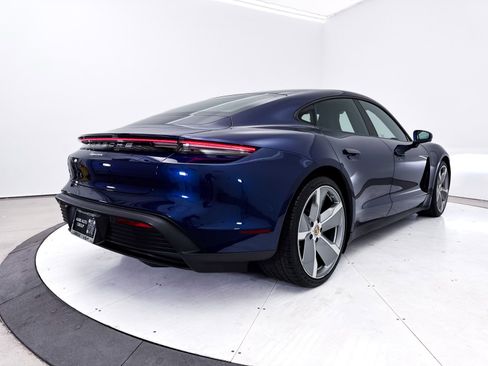 Used 2022 Porsche Taycan RWD image 20