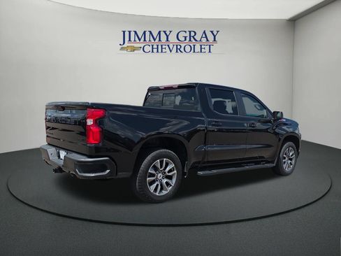 Used 2022 Chevrolet Silverado 1500 RST w/ Convenience Package II AWD/4WD image 5