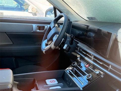 New 2026 Hyundai Santa Fe SE image 11