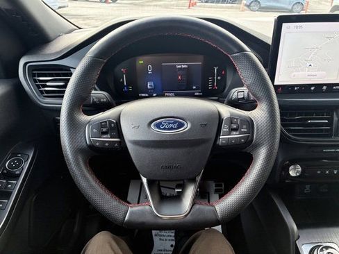 Certified 2023 Ford Escape ST-Line Select w/ Tech Pack #1 AWD/4WD image 17