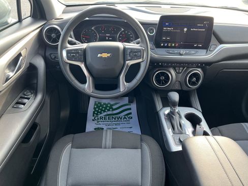 Used 2024 Chevrolet Blazer LT image 20