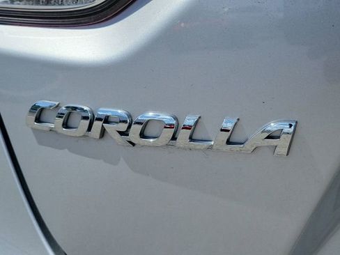 Used 2022 Toyota Corolla LE FWD image 7
