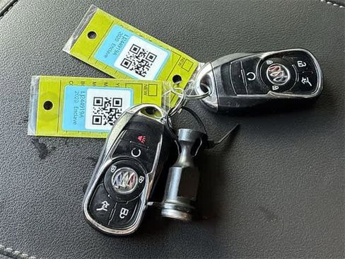 Used 2020 Buick Enclave Avenir w/ Avenir Technology Package image 38