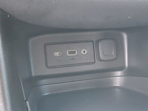 Used 2019 Chevrolet Equinox LT AWD/4WD image 21