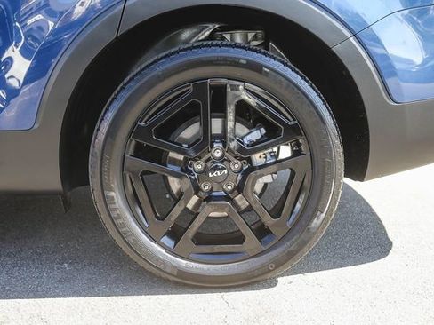 Certified 2023 Kia Telluride EX X-Line image 12