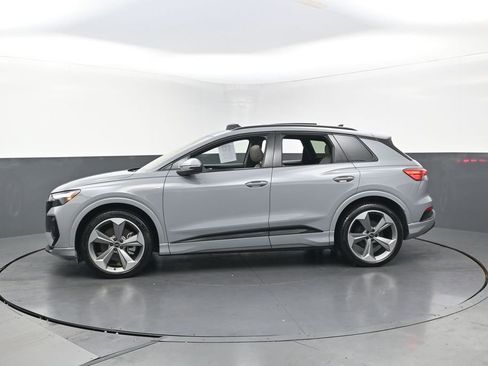 Used 2025 Audi Q4 e-tron Premium Plus w/ Premium Plus image 10