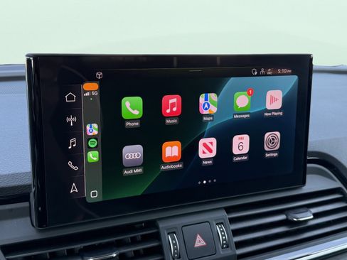 Used 2024 Audi Q5 e Premium w/ Convenience Package image 76