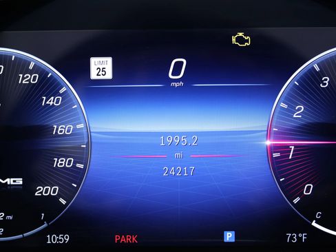 Used 2022 Mercedes-Benz SL 55 AMG 4MATIC w/ AMG Night Package image 26