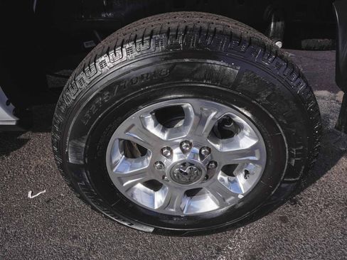 Used 2024 RAM 2500 Big Horn image 8