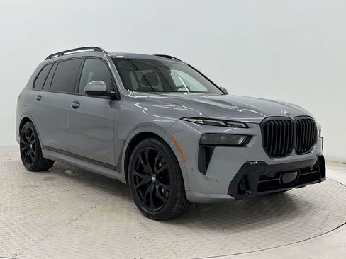 Used 2024 BMW X7 xDrive40i w/ Executive Package AWD/4WD image 7