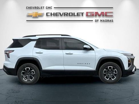 New 2026 Chevrolet Equinox ACTIV w/ Convenience Package III AWD/4WD image 2