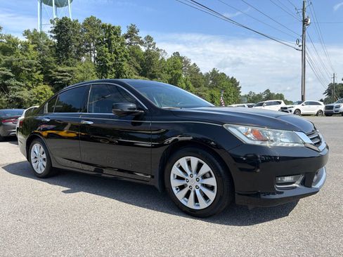 Used 2014 Honda Accord Touring image 3