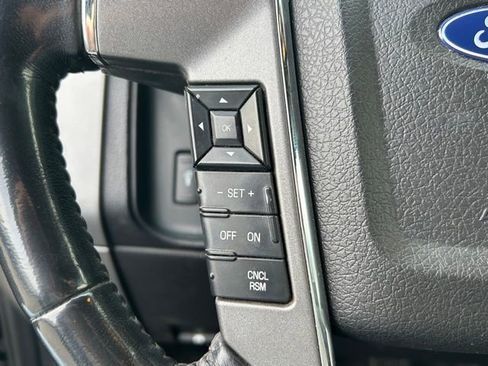 Used 2017 Ford Expedition EL Platinum image 27