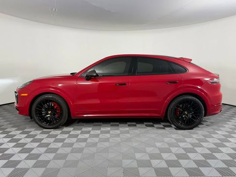 Certified 2021 Porsche Cayenne GTS AWD/4WD image 2