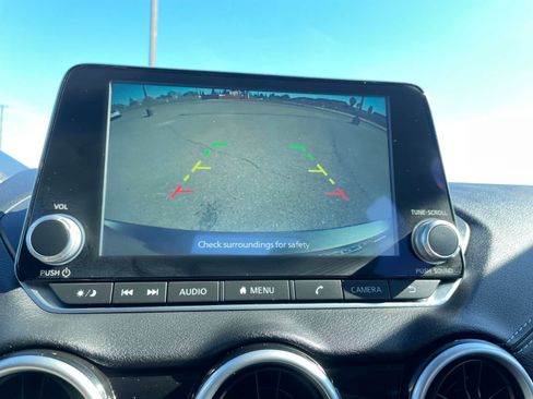 Used 2025 Nissan Sentra SV image 23