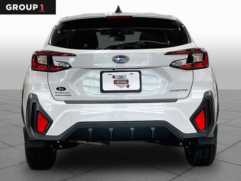 Used 2024 Subaru Crosstrek 2.0i AWD/4WD image 5