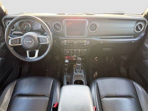 Used 2022 Jeep Wrangler Unlimited Rubicon 4xe image 17