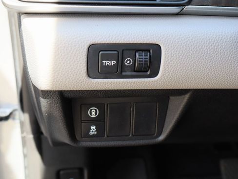 Used 2019 Honda Accord EX image 11