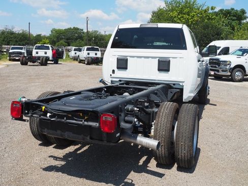 New 2026 RAM 5500 Tradesman w/ Chrome Appearance Group image 7
