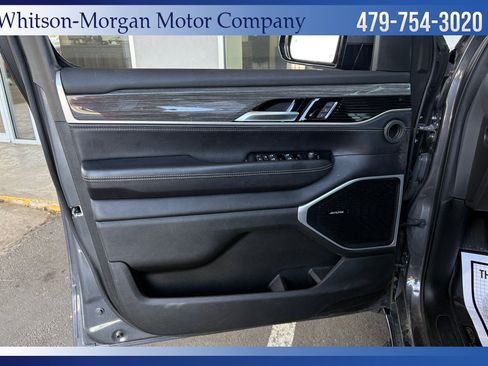 Used 2022 Jeep Wagoneer Series II image 15