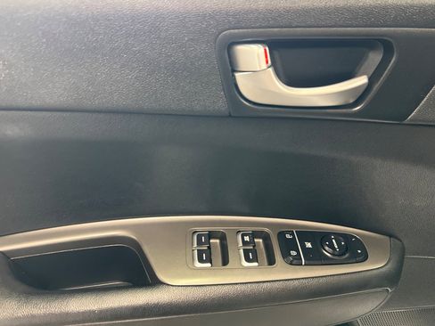 Used 2020 Kia Optima LX image 10