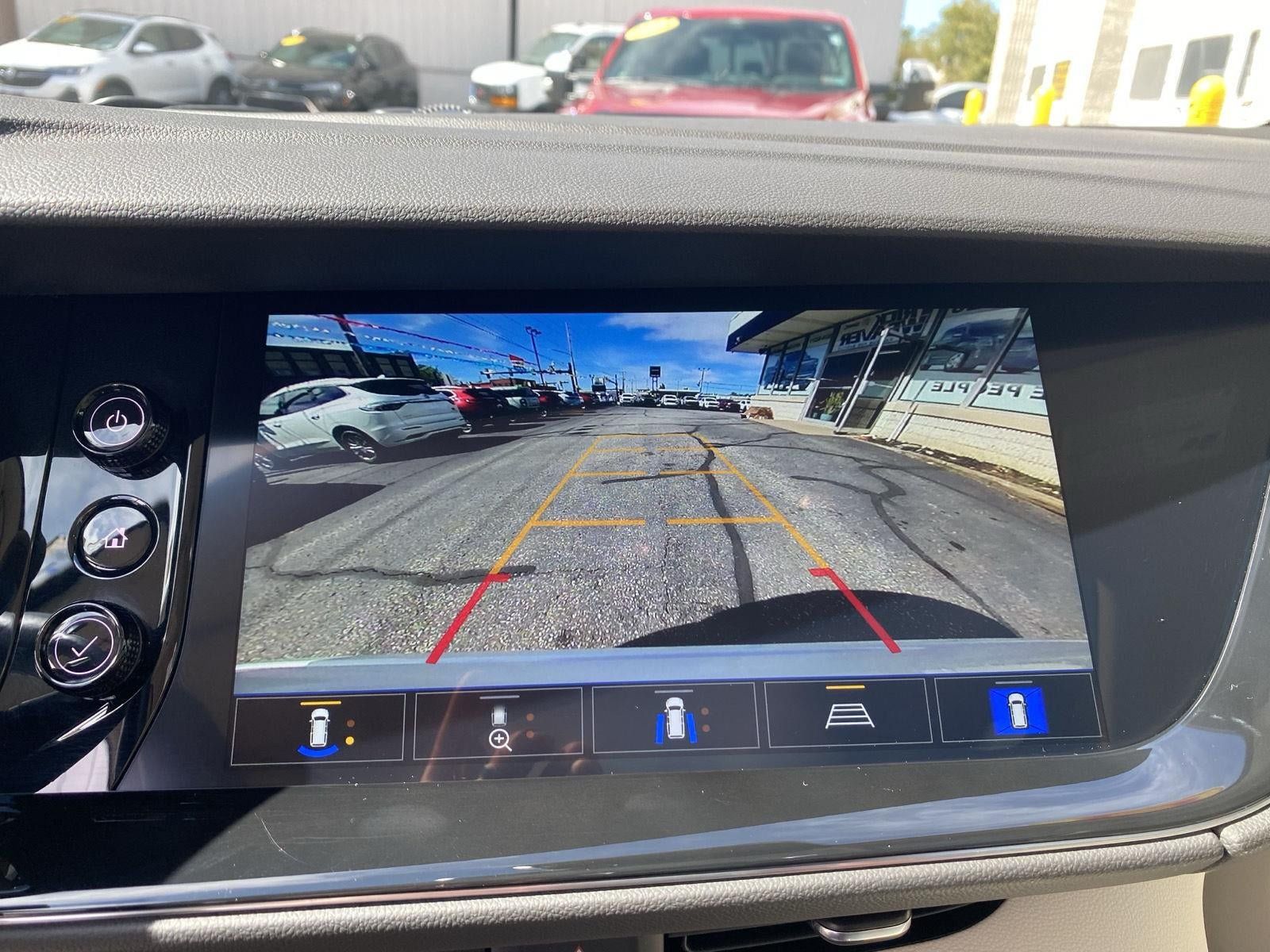 Used 2023 Buick Envision Avenir AWD/4WD image 61