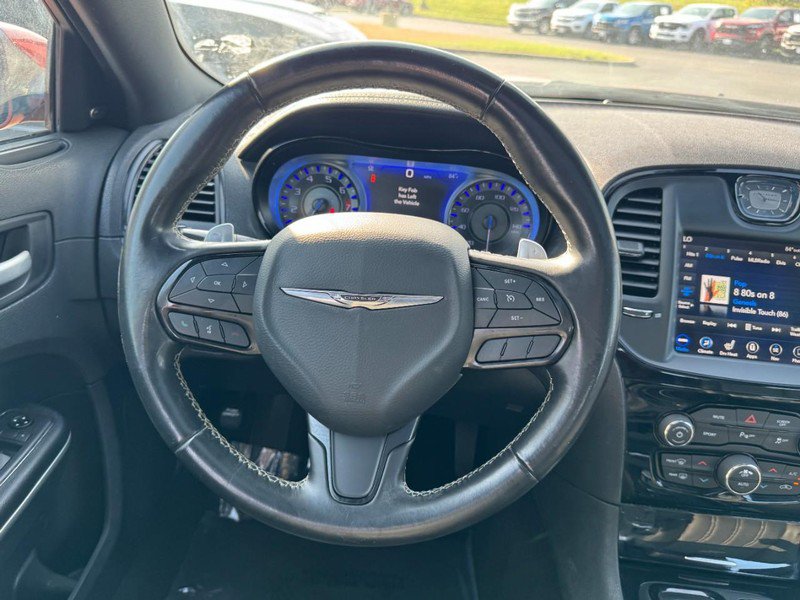 Used 2020 Chrysler 300 S w/ 300S Premium Group RWD image 13