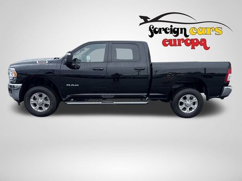 Used 2024 RAM 2500 Big Horn w/ Bed Utility Group image 4