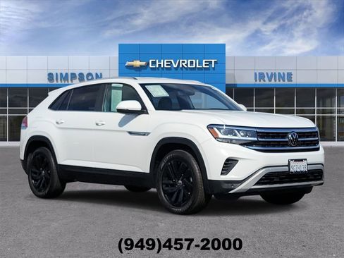 Used 2023 Volkswagen Atlas Cross Sport SE w/ Black Wheel Package image 1