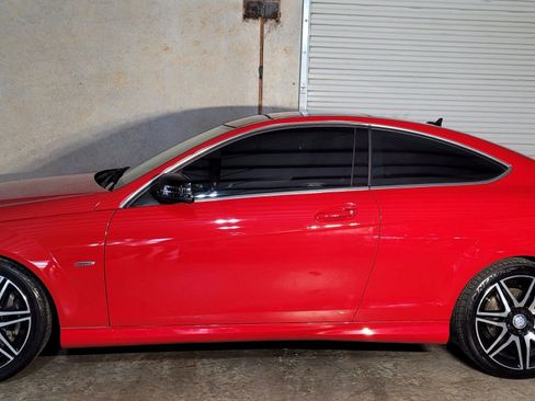 Used 2014 Mercedes-Benz C 250 Coupe image 9