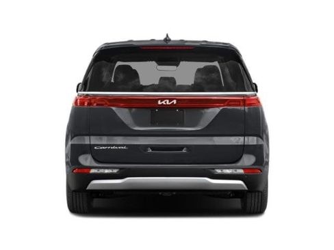 Used 2022 Kia Carnival LX image 33