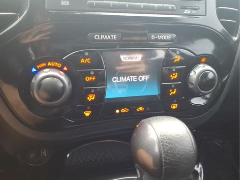 Used 2014 Nissan Juke NISMO w/ Navigation Package AWD/4WD image 18