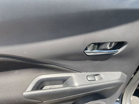Used 2023 Nissan Kicks SV FWD image 18