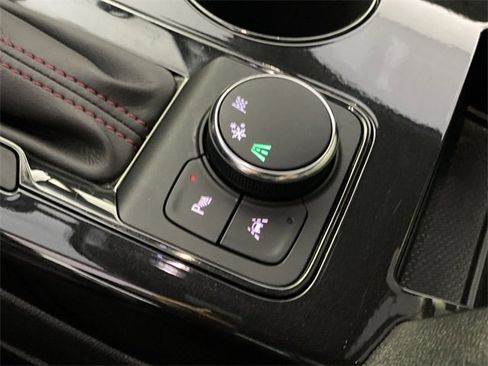 Certified 2021 Chevrolet Blazer RS w/ Enhanced Convenience Package image 43