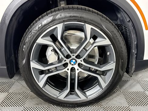 Used 2022 BMW X5 sDrive40i w/ Premium Package image 31