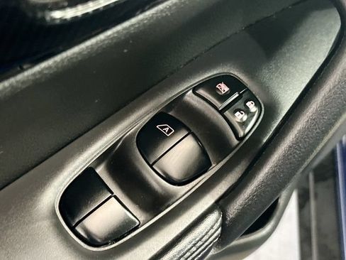Used 2018 Nissan Rogue SL AWD/4WD image 17
