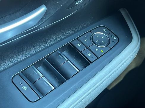 Used 2024 Toyota Grand Highlander AWD image 20