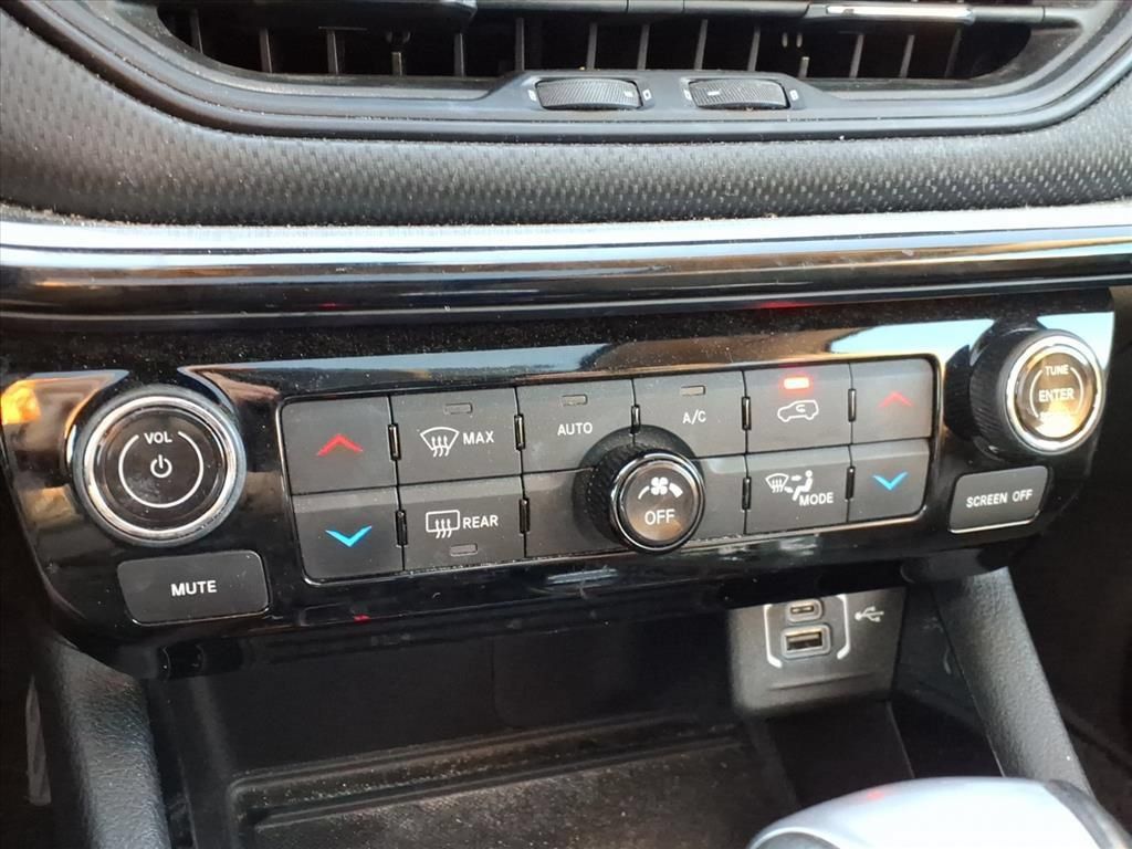 Used 2022 Jeep Compass Trailhawk w/ Trailhawk Elite Group AWD/4WD image 16
