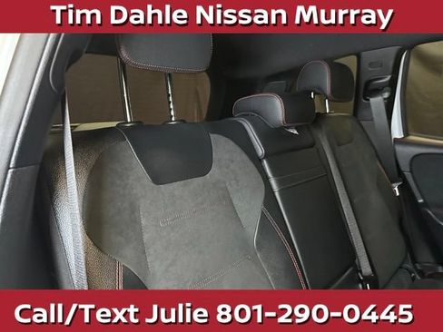 Used 2023 Mercedes-Benz EQB 300 4MATIC image 19