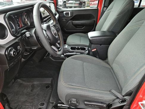 Used 2024 Jeep Wrangler Sport S image 23