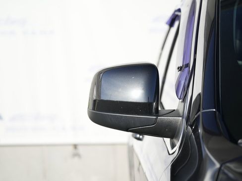 Used 2011 Jeep Grand Cherokee Laredo image 9