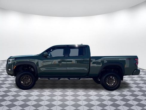 Used 2025 Nissan Frontier PRO-4X AWD/4WD image 4
