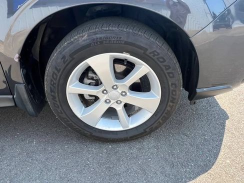 Used 2015 Subaru Forester 2.5i w/ Alloy Wheel Package AWD/4WD image 5