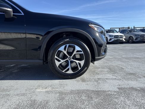 Certified 2025 Mercedes-Benz GLC 350e 4MATIC image 7